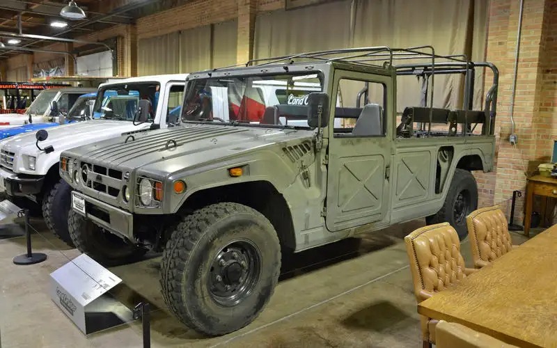 日本のハマー トヨタ最大にして無名のsuv メガクルーザー 自衛隊でも愛用されるオフロード車とは Autocar Japan 自動車情報サイト 新車 中古車 Carview