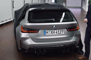 新型BMW M3ツーリング　一部を初公開　待望の高性能ワゴン、2022年後半にデビューか