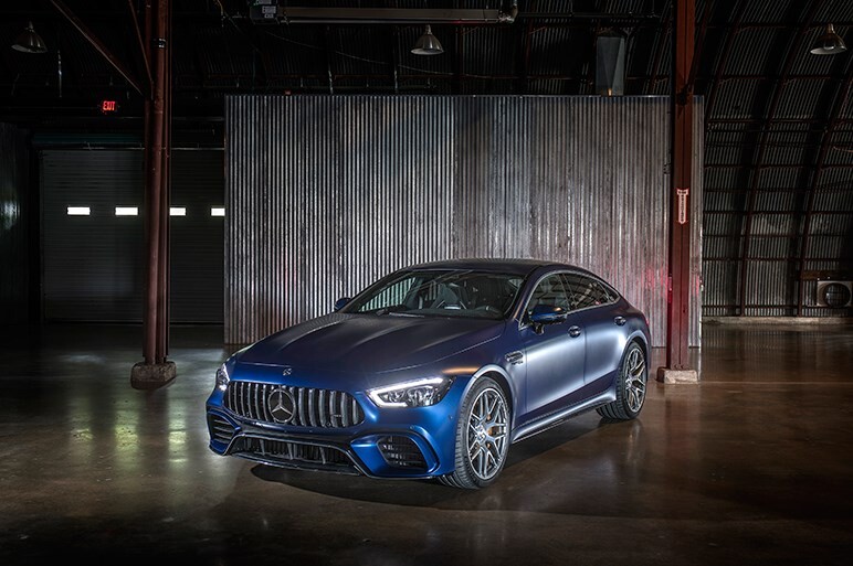 AMG GTとパナメーラ。超高性能4ドアクーペ2台はスタンスが違う