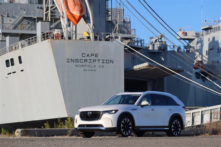 乗り心地改善!? 広さは？ CX-90に米で乗ったら新型3列SUV CX-80の姿が見えてきた