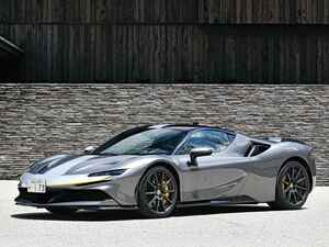 フェラーリ SF90 ストラダーレ／スパイダー【1分で読めるスーパーカー解説／2024年最新版】