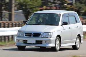 日産 マーチbox 価格 評価 グレード情報 Carview