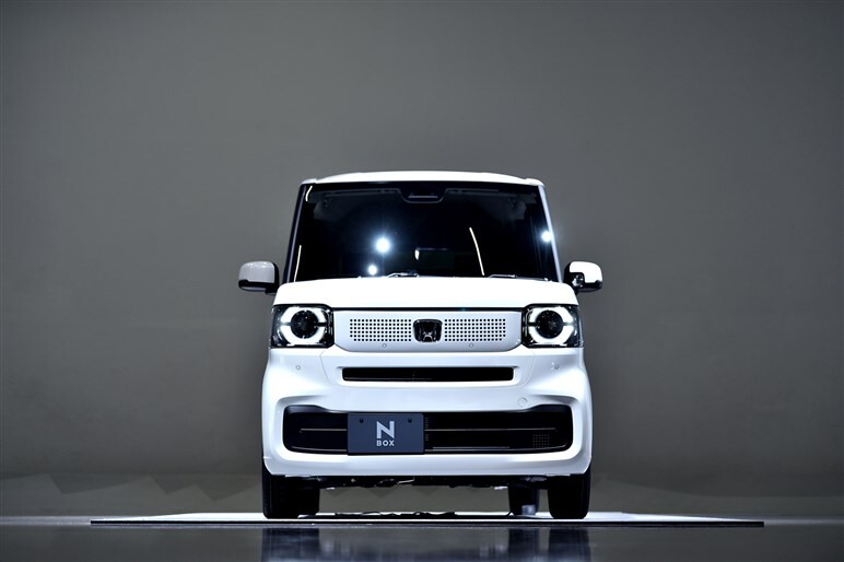 【王者の貫禄!?】新「N-BOX」がお洒落家電やメッキレスを目指す理由に納得