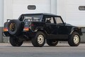 “陸の王者”ランボルギーニのSUV「LM002」が約6715万円で落札！カウンタックと同エンジン搭載で最高速は200キロオーバー