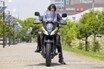 個性的なビジュアルと安定感ある走りが魅力！ スズキ「V-Strom650XT」はどんな道でも卒なく越えるオールラウンダー