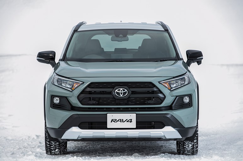 トヨタRAV4が日本に復活。若向けの派手なデザインだが走りや機能の完成度は高い