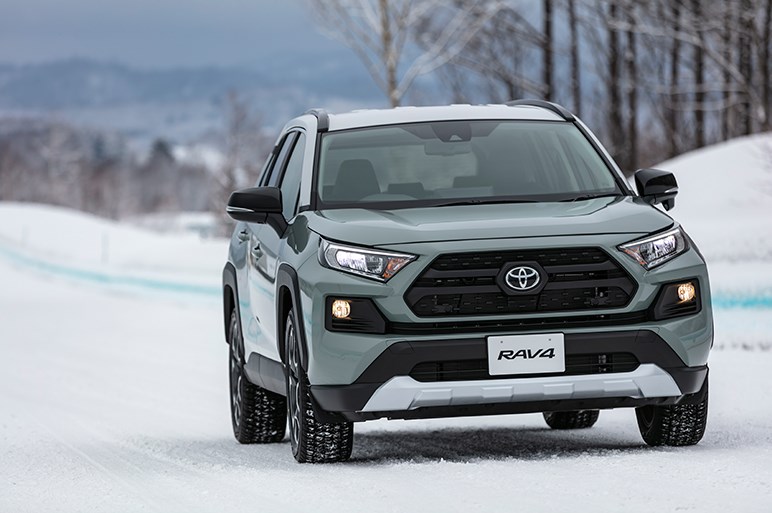 トヨタRAV4が日本に復活。若向けの派手なデザインだが走りや機能の完成度は高い