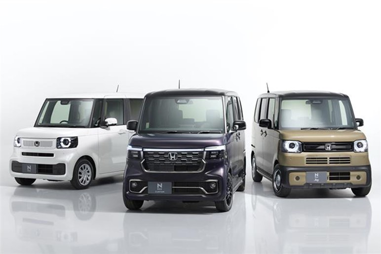 【悩ましい】軽自動車とコンパクトカーどっちが良い問題。「N-BOX」と「ルーミー」で維持費を比べてみると…？