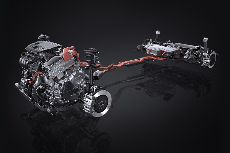 レクサス「RX」が商品改良。ベスト燃費グレードの2.5L直4ハイブリッド追加