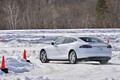テスラ モデルS、プレミアムEVを氷上で試す