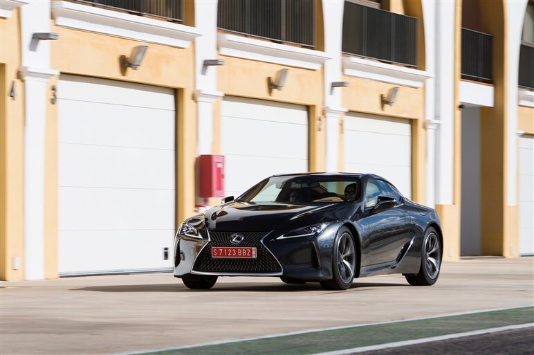 レクサスLC試乗。国産ラグジュアリークーペの実力は？