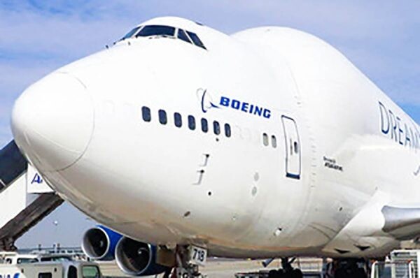 中部空港に「超変な形のジャンボ機」がいたのですが…なぜでしょうか？→実は世界で”4機”だけの激レア機です！