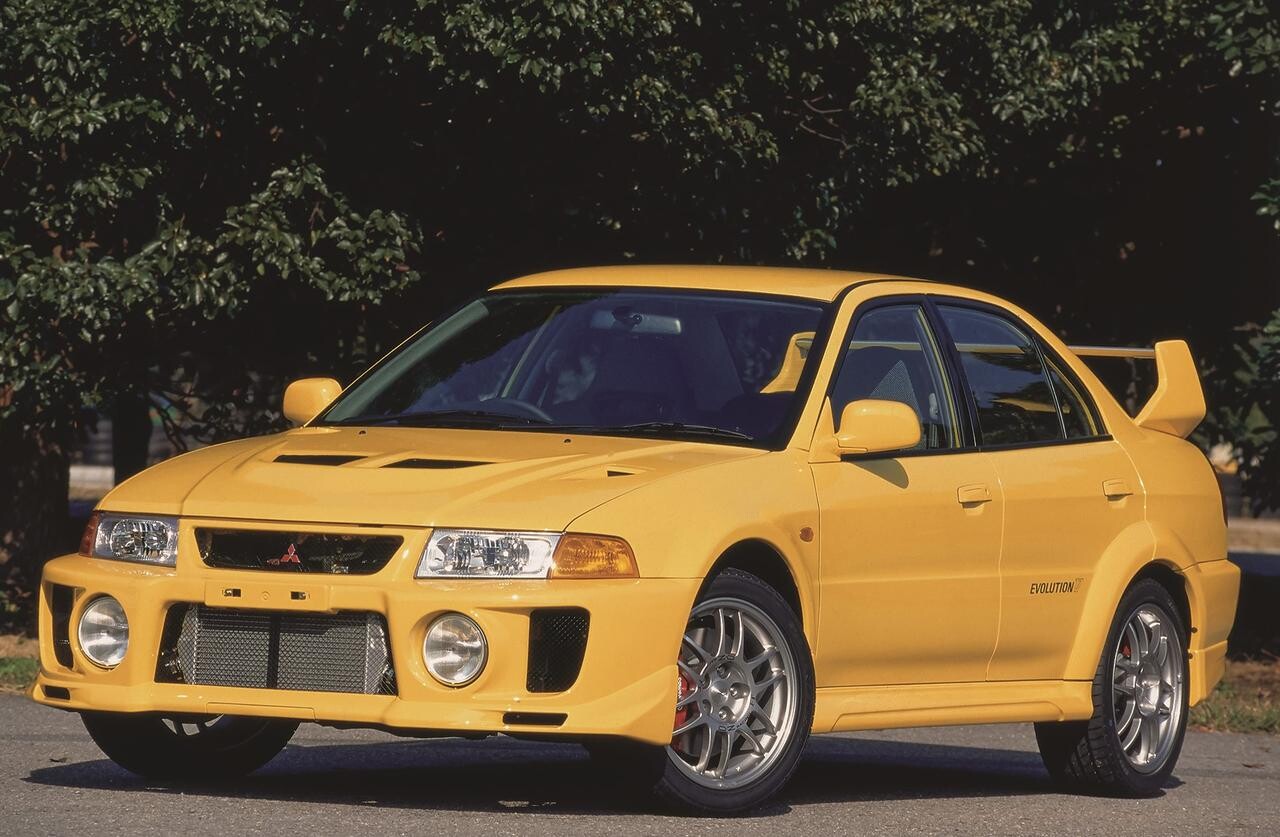 迫力のエクステリアと走りの性能の強化を図ったエボV【ランサーエボリューションChronicleダイジェスト（8）】