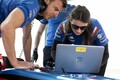 女性スタッフを3倍に！　アルピーヌ、Race(H)erプログラムを発表。女性のF1参戦阻む”ガラスの天井”も調査へ