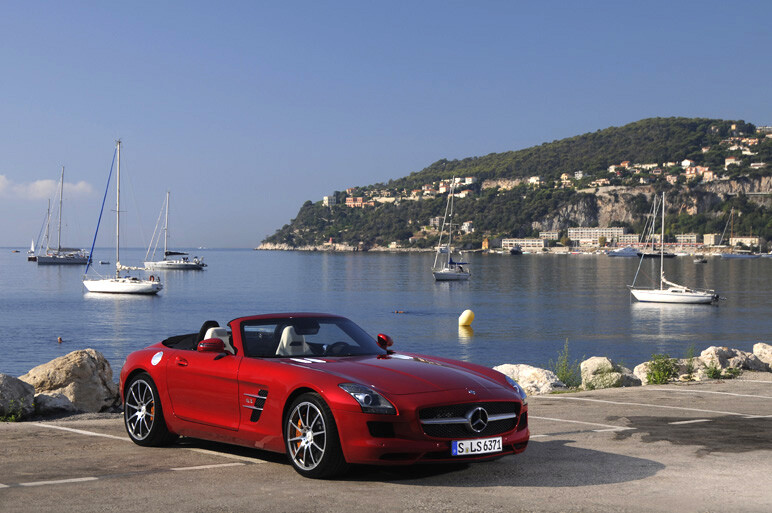 SLS AMG ロードスター　早くも試乗＆ギリ出し