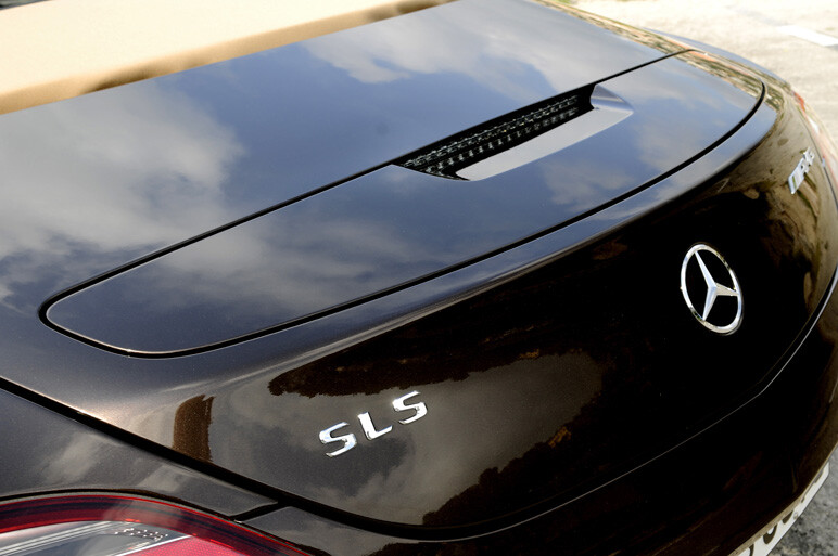 SLS AMG ロードスター　早くも試乗＆ギリ出し