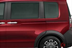 ホンダ最新「“4WD”コンパクトミニバン」に注目！ 全長4.3m“ちょうどいいボディ”に「タフな専用デザイン」採用の“3列6人乗り”仕様！ 「リッター21キロ以上」の低燃費＆“快適装備”が充実の「フリード」最高級モデルって？