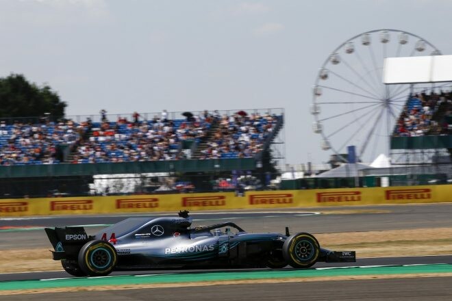 ハミルトン「戦闘機で飛んでいるような感覚。体力的に最もきついレースになるだろう」：F1イギリスGP金曜
