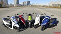 収納はスクーターの命! 国産125ccスクーター5台のシート下を比較してみた〈アヴェニス125／アドレス125／ジョグ125／アクシスZ／リード125〉