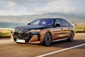 BMW EVモデルにV2L、V2Hの 機能を追加搭載