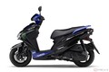 ヤマハ「シグナスX」限定モデル登場 MotoGPマシン「YZR-M1」のカラーを採用した原付二種スクーター発売