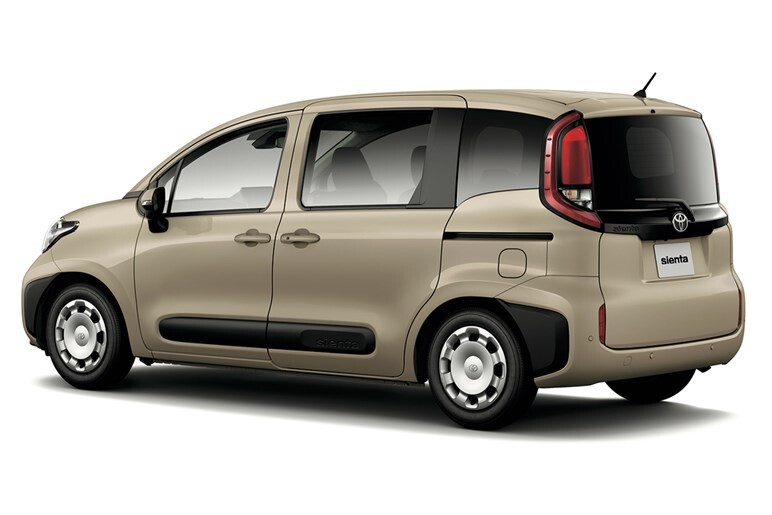 【199万円！】大人気プチバン「シエンタ」の最安グレード“ガソリンのX”はアリかナシか？