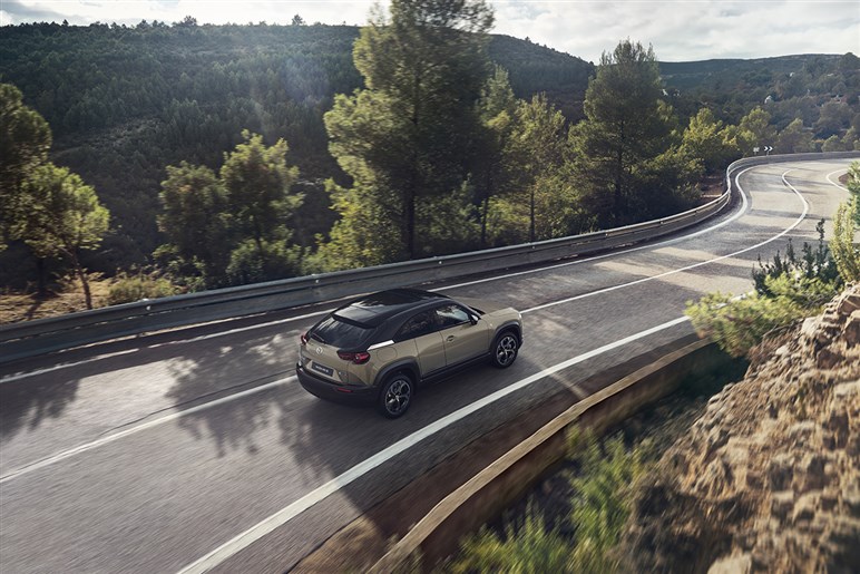 【マツダが明言】本当だった次期「CX-5」計画！ ハイブリッドはTHSのマツダチューン版が濃厚