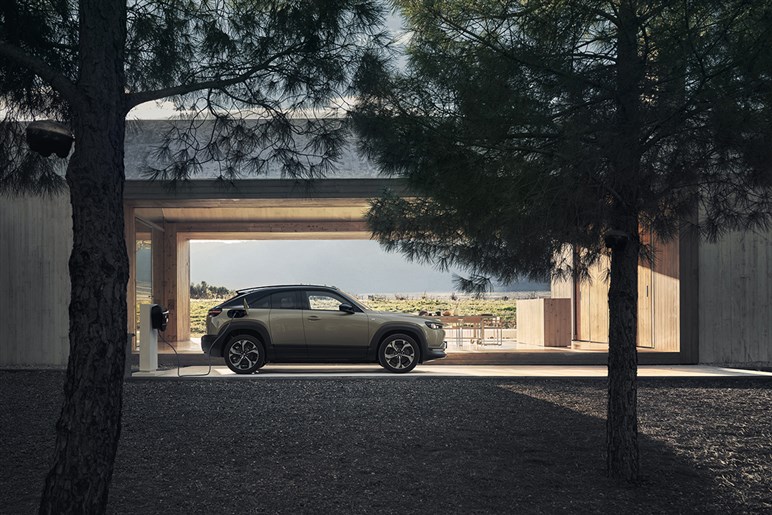 【マツダが明言】本当だった次期「CX-5」計画！ ハイブリッドはTHSのマツダチューン版が濃厚