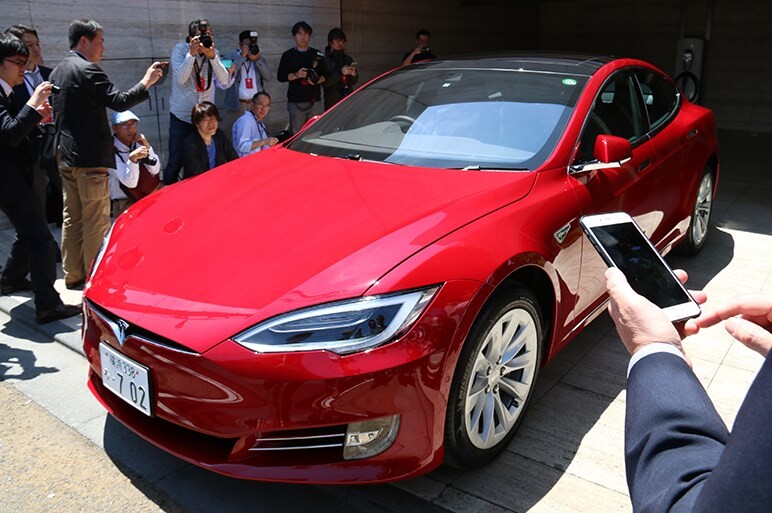 テスラ モデルSの事故、問題点はどこにあるのか？