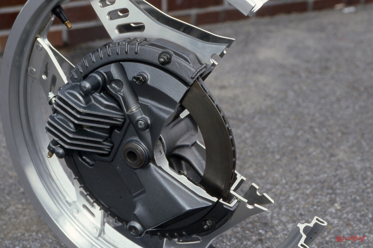CBX400F 新品インボードディスク ホンダ純正新品 廃盤