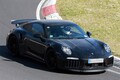 【3600万円超？】新型「911ターボS」がテスト中。ハイブリッド搭載で700馬力に到達、価格は大幅上昇か