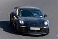 【3600万円超？】新型「911ターボS」がテスト中。ハイブリッド搭載で700馬力に到達、価格は大幅上昇か