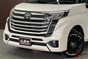 トヨタ「ランクル顔」なのにボディが小さい!? 人気のコンパクトカー「ルーミー」がベースの「ランドクルーミー」が中古車市場に登場！ 販売店への反響は？