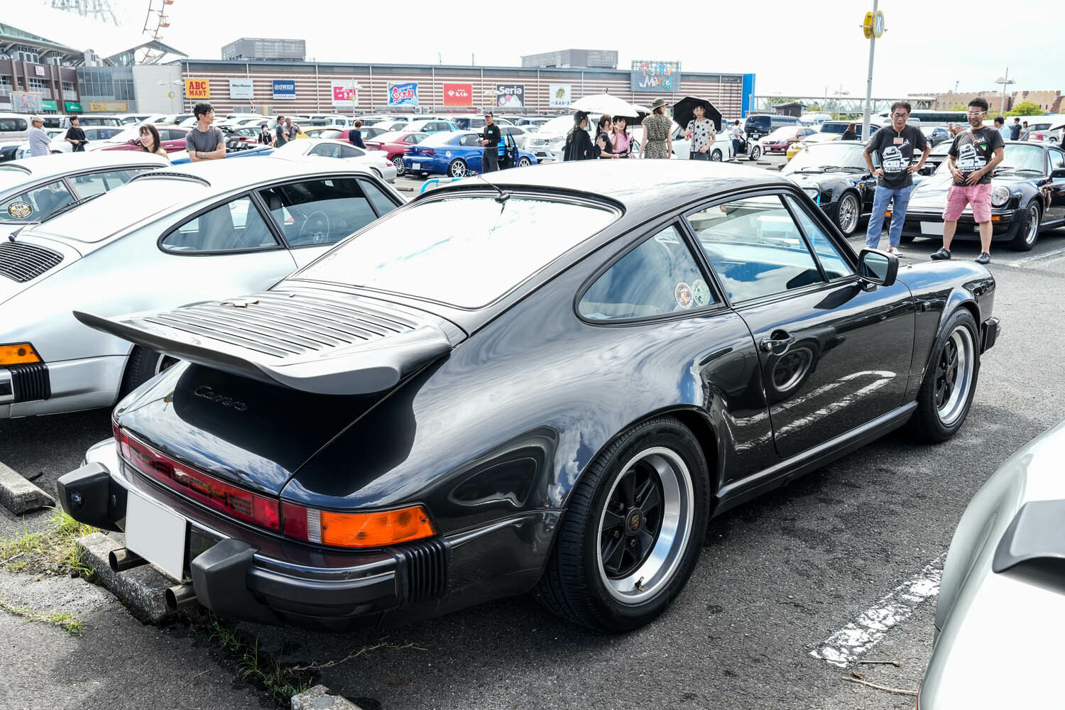 Porsche 930 限定版 006/1500 全世界で1500台のみ製造。 Porsche 930 限定版 006/1500 全世界で1500台のみ製造。 Porsche