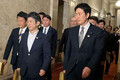 ガソリン価格が“一気に下がる！” 「当分の間税率」廃止法案で詰め寄る野党7党 口だけ与党を切り崩せるか「経済効果は計り知れない」