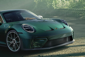 孤高の「オセロット」。ポルシェ ゾンダーヴンシュが創り上げた、アマゾンの魂を宿す特別な「911GT3ツーリング」