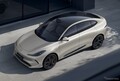 デジタルシャシー初搭載で“カニ走り”も…電動SUV『智己 LS6』新型、成都モーターショー2024で発表へ