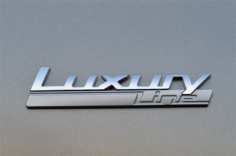 BMW 3シリーズのフェイスリフト版が正式発表！