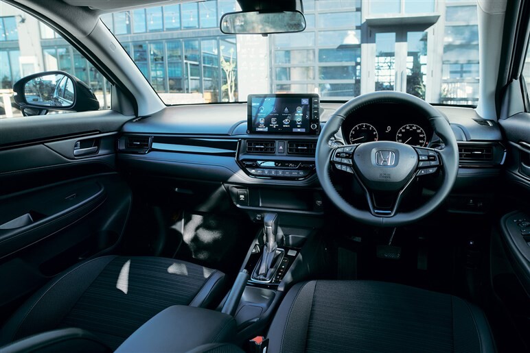 ホンダ「WR-V」一部改良。鳴り物入りのコスパ王に“テコ入れ”が必要になった理由とは？