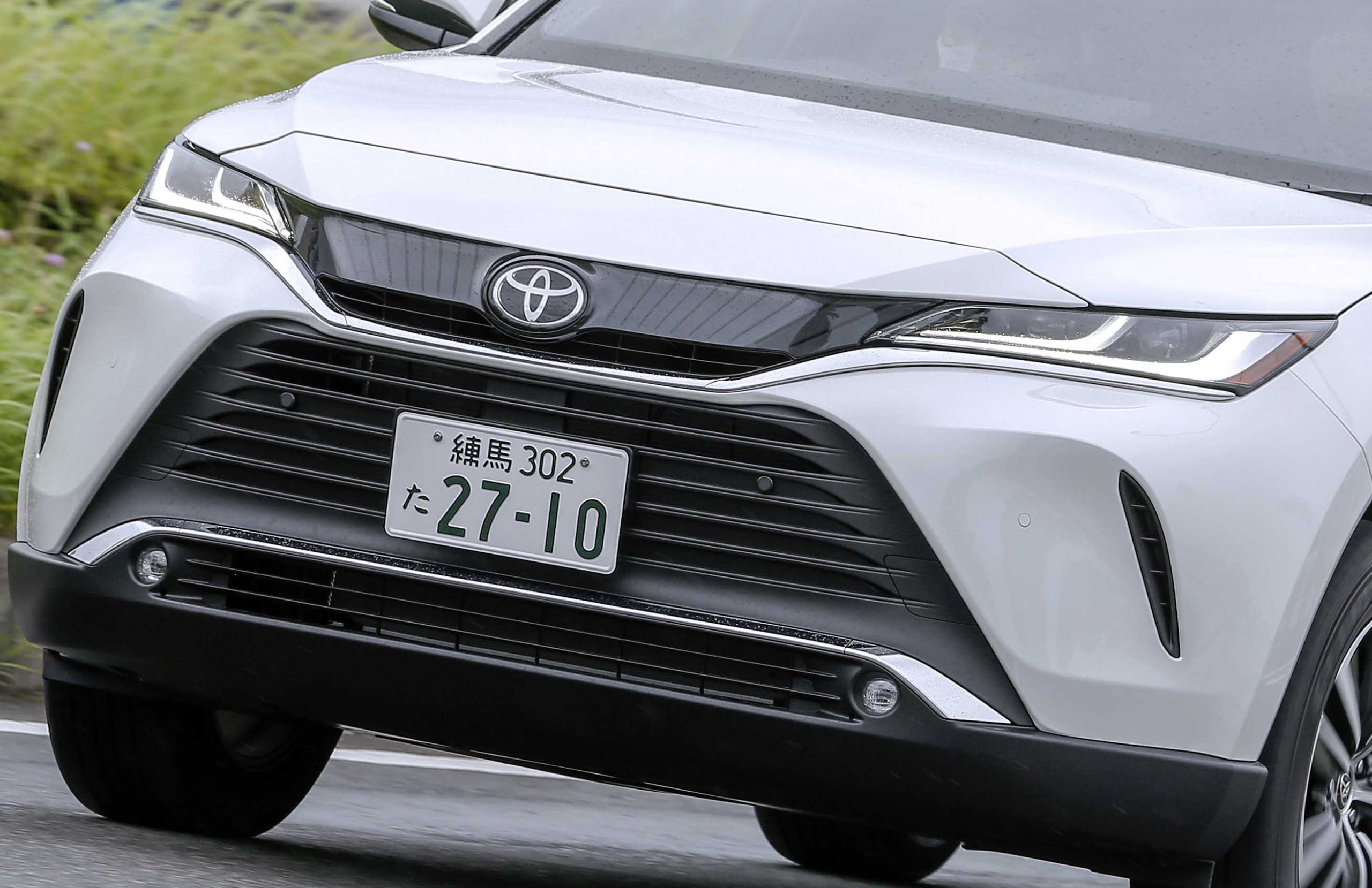 売れまくり新型ハリアー すでに納車6ヵ月待ち 全店統合で現場大混乱 ベストカーweb 自動車情報サイト 新車 中古車 Carview