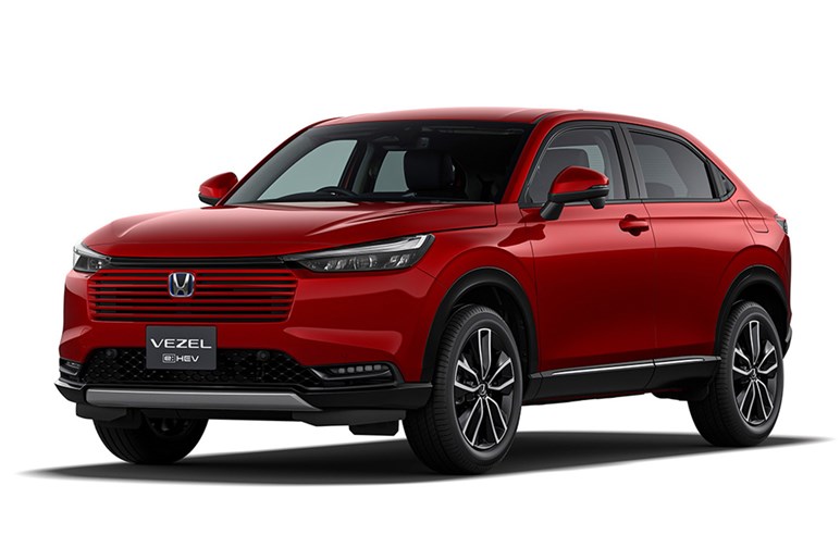 【どちらを選ぶか】ホンダの人気SUV「ヴェゼル」の“プレイ”と“ハント”2つのパッケージを徹底解説。あなたは都会派？アウトドア派？