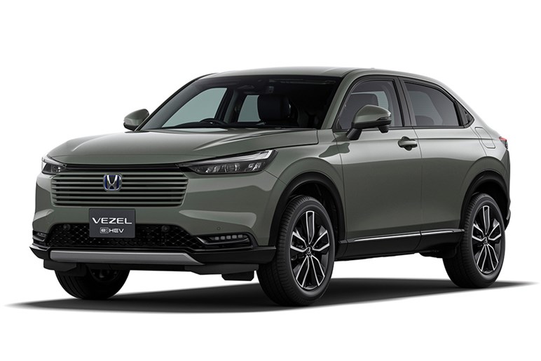 【どちらを選ぶか】ホンダの人気SUV「ヴェゼル」の“プレイ”と“ハント”2つのパッケージを徹底解説。あなたは都会派？アウトドア派？