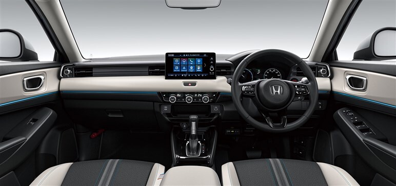 【どちらを選ぶか】ホンダの人気SUV「ヴェゼル」の“プレイ”と“ハント”2つのパッケージを徹底解説。あなたは都会派？アウトドア派？
