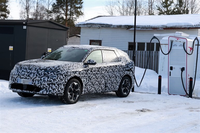 シトロエン新型「C5エアクロスSUV」25年公開。外見は“美しすぎて話題のコンセプトカー”とほぼ同じに