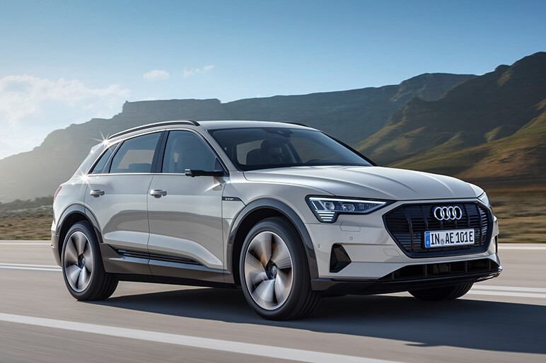 アウディe-tron早くも受注2万台以上!?　12月発売で優位に立つか？