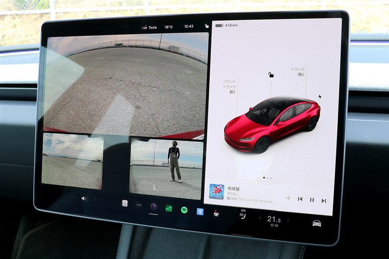 細かく言えばいろいろあるが、一度乗ると世界観に惚れてしまうテスラの最新「モデル3」