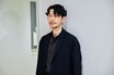 ボッテガ・ヴェネタが森岡書店と共に菅原敏の詩集『珈琲夜船』展を開催する