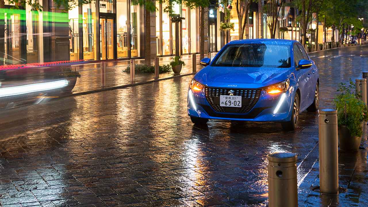 試乗 プジョー8は高いクオリティとダイナミックなハンドリングが持ち味の新感覚コンパクトカー Webモーターマガジン ヘッドライン 自動車情報サイト 新車 中古車 Carview