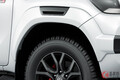 走りを極めたトヨタ新型「ハイラックス GRスポーツ」発売！ 迫力満点のワイドボディ採用