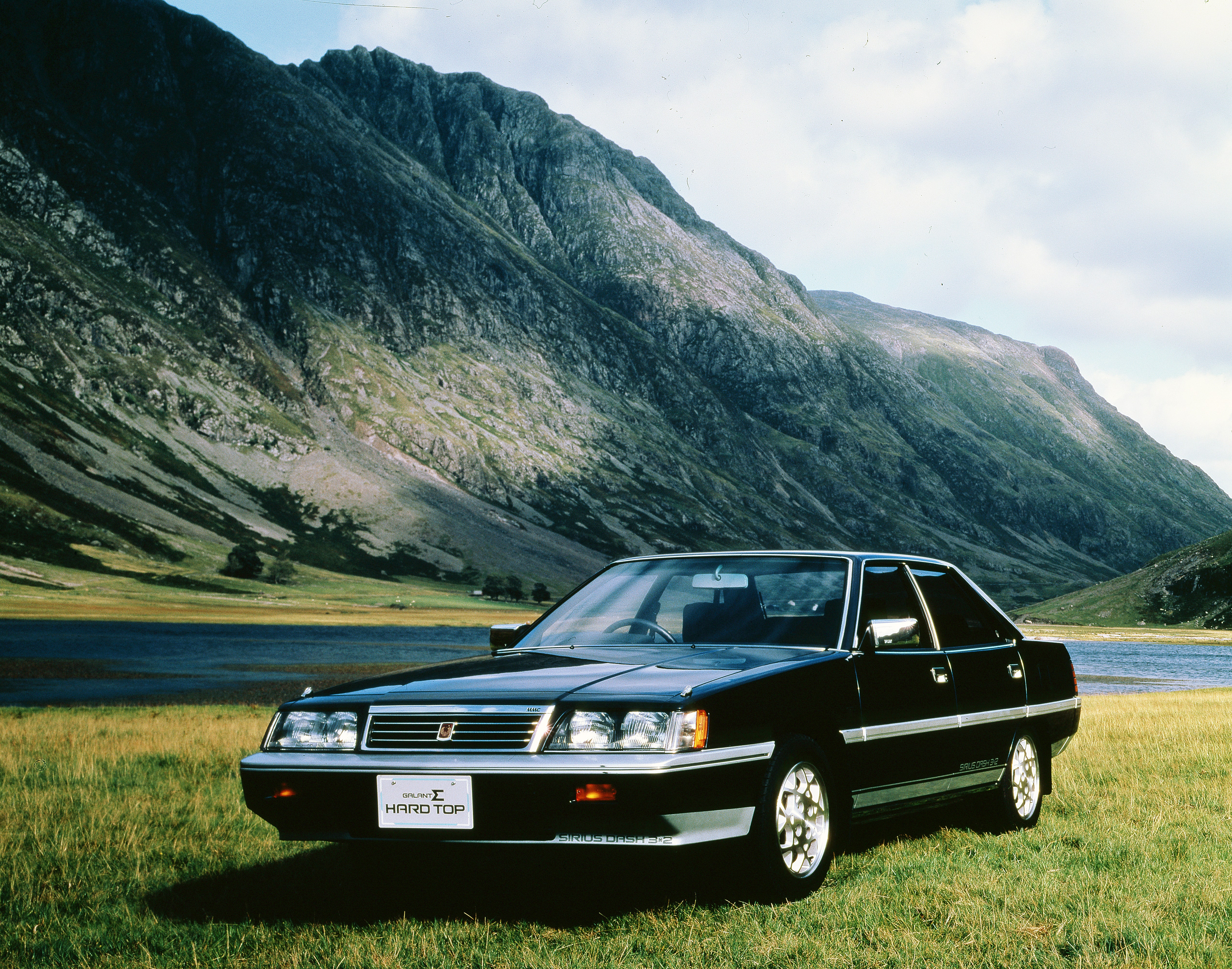 1980年代に話題を集めた4ドアハードトップ車5選 Gq Japan ヘッドライン 自動車情報サイト 新車 中古車 Carview